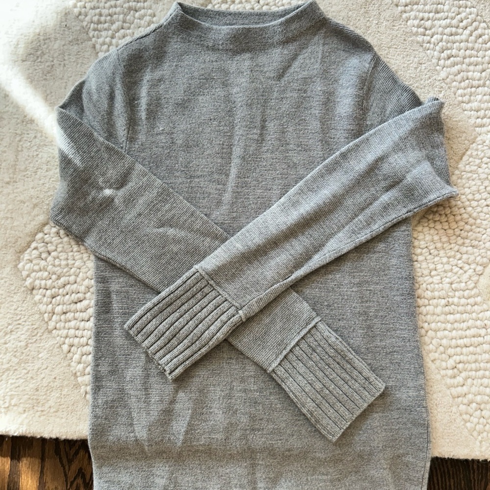 Club Monaco Gray Knit Sweater